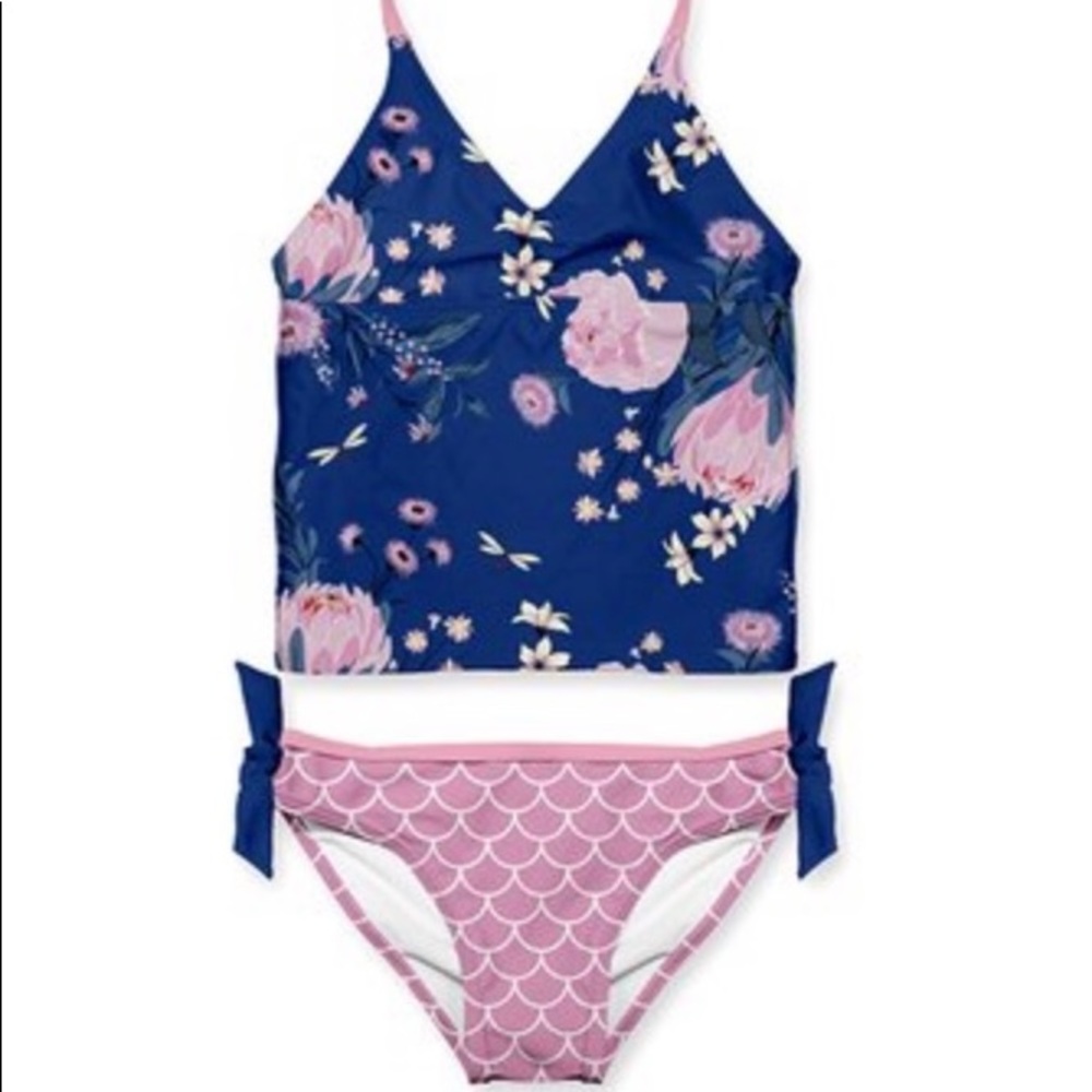 New bathing suit adorable doesn’t fit my daughter